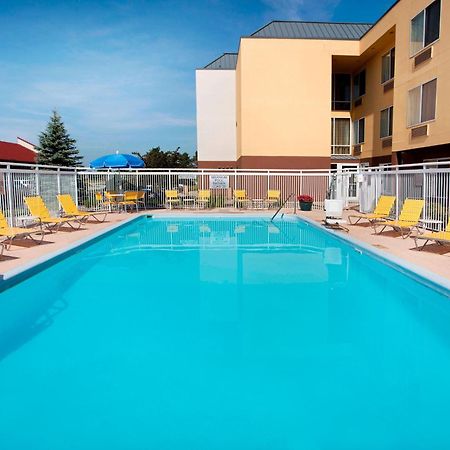 Fairfield Inn & Suites Мерилвил Екстериор снимка