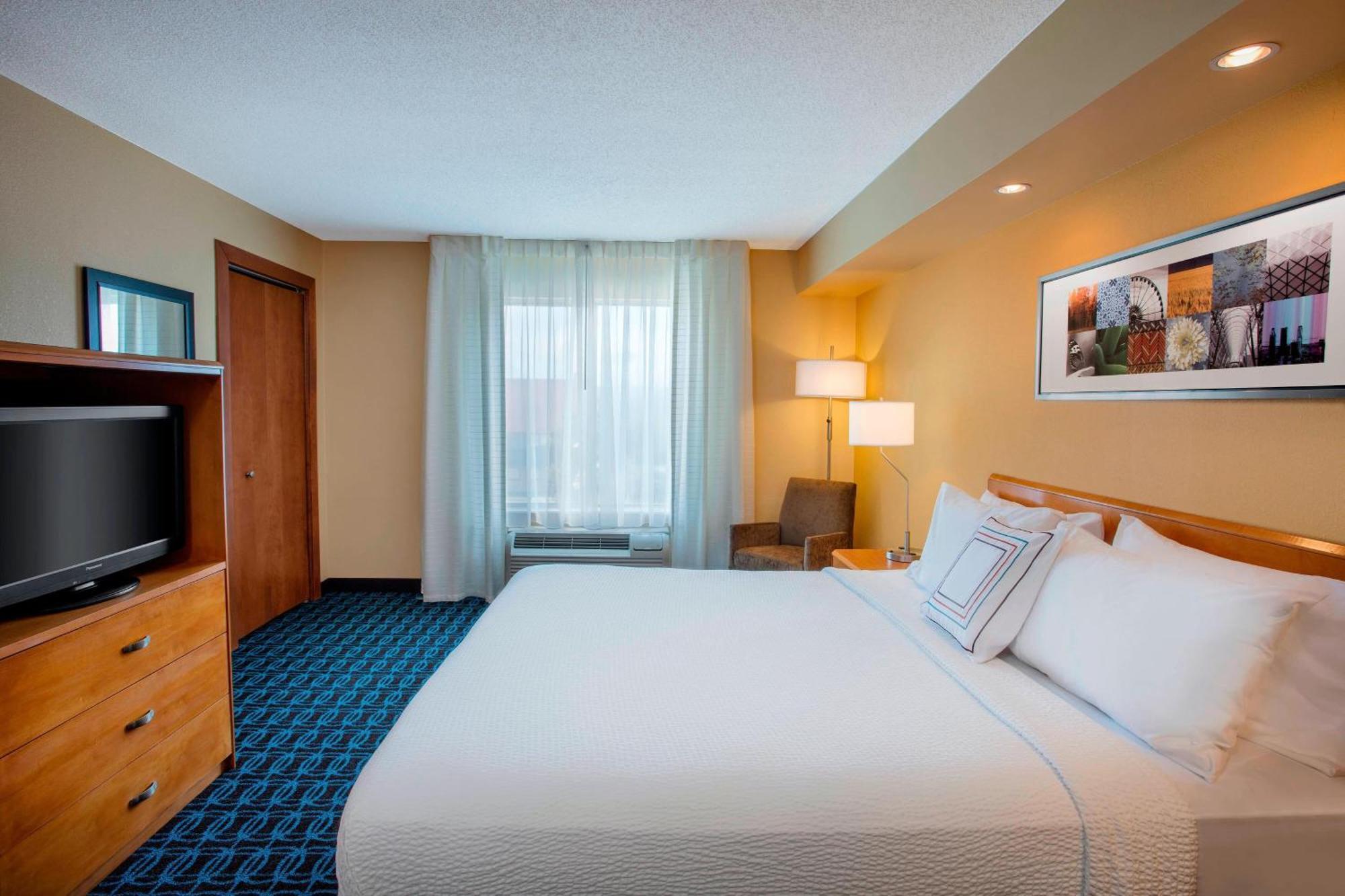 Fairfield Inn & Suites Мерилвил Екстериор снимка