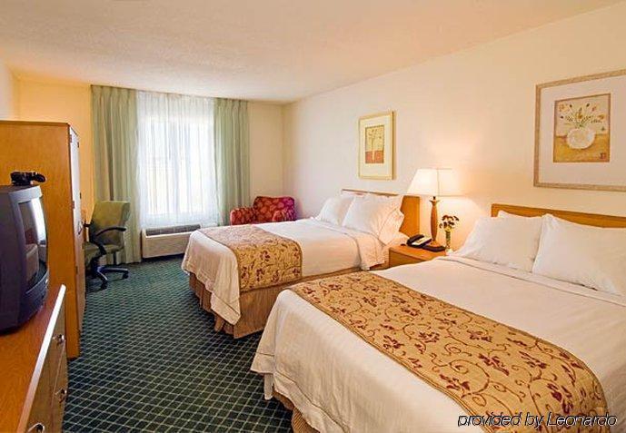 Fairfield Inn & Suites Мерилвил Екстериор снимка